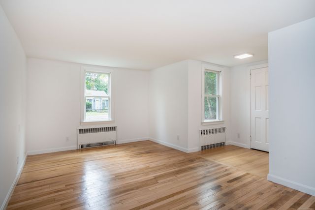 14 Main St Extension, Simsbury, CT 06081