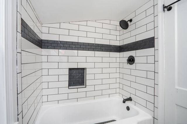 14 Main St Extension, Simsbury, CT 06081