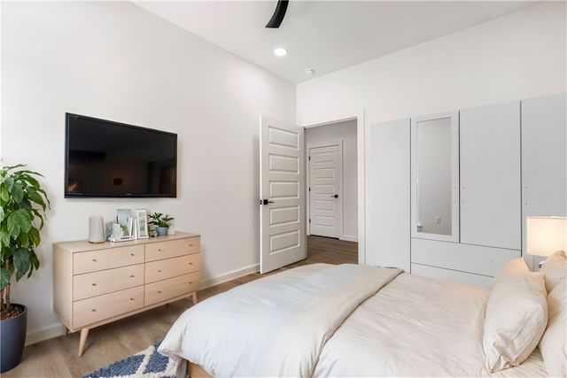 949 SE 10th Street, Bentonville, AR 72712