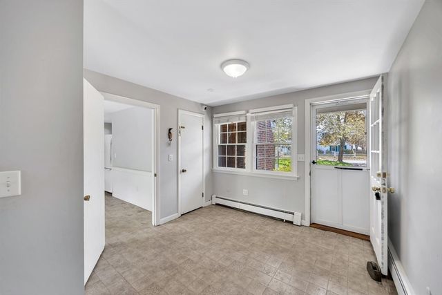 34 S Main St, Dennis, MA 02670