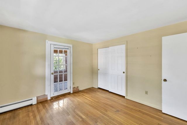 34 S Main St, Dennis, MA 02670