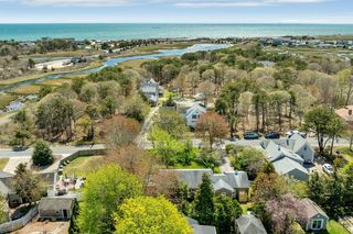 34 S Main St, Dennis, MA 02670