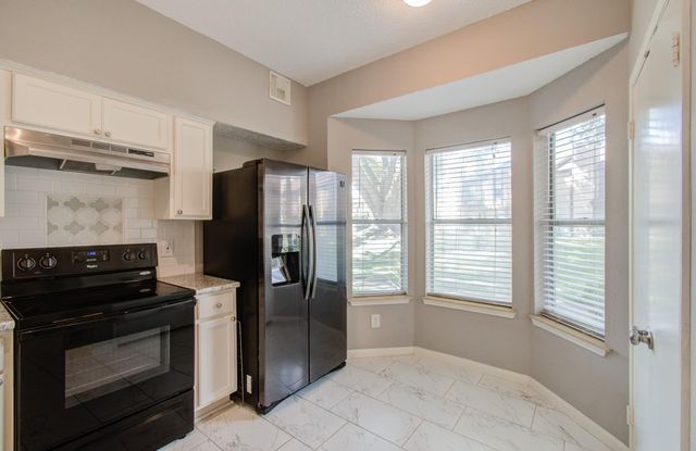 12500 Brookglade Circle 166, Houston, TX 77099