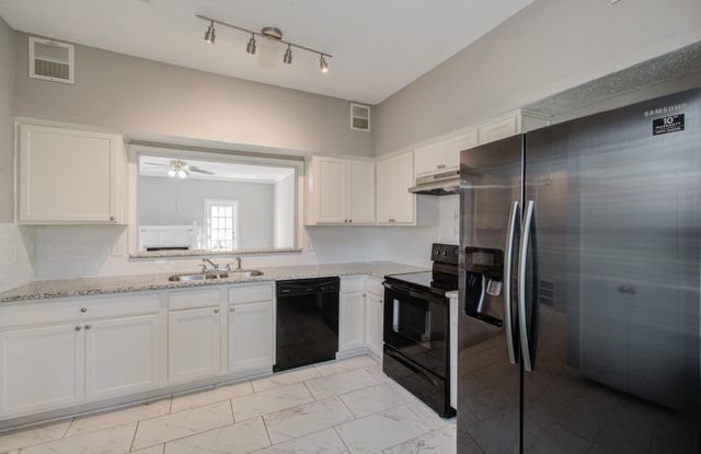 12500 Brookglade Circle 166, Houston, TX 77099