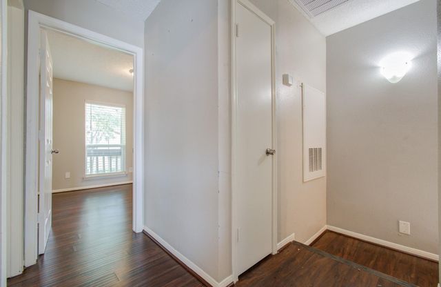 12500 Brookglade Circle 166, Houston, TX 77099