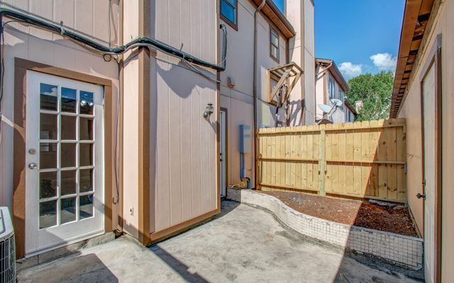 12500 Brookglade Circle 166, Houston, TX 77099