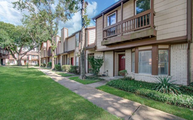 12500 Brookglade Circle 166, Houston, TX 77099
