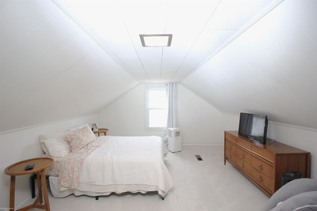 22614 Colony Street, Saint Clair Shores, MI 48080