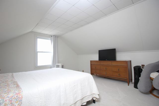 22614 Colony Street, Saint Clair Shores, MI 48080