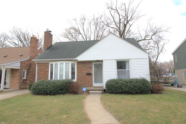22614 Colony Street, Saint Clair Shores, MI 48080