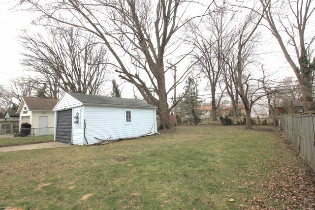 22614 Colony Street, Saint Clair Shores, MI 48080