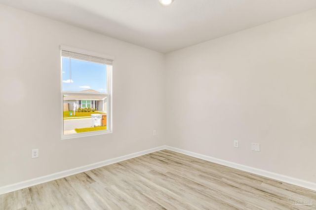 6323 June Bug Dr, Milton, FL 32583