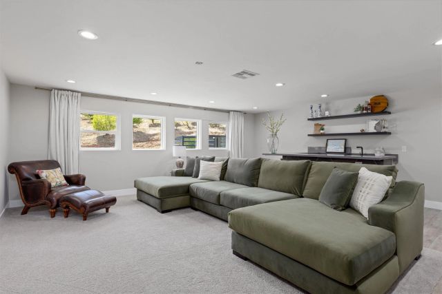 521 Rancho Camino, Fallbrook, CA 92028