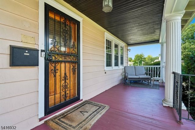 621 Springdale Ave, East Orange City, NJ 07017