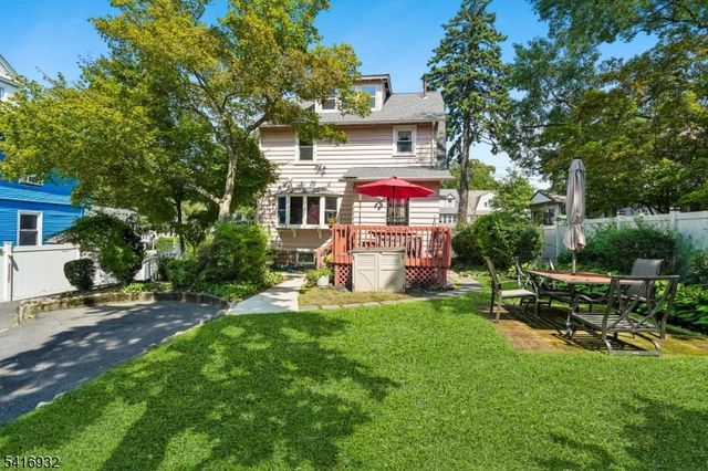621 Springdale Ave, East Orange City, NJ 07017