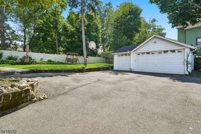 621 Springdale Ave, East Orange City, NJ 07017