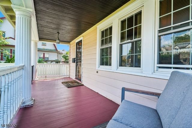 621 Springdale Ave, East Orange City, NJ 07017