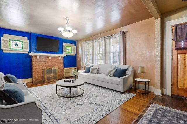 621 Springdale Ave, East Orange City, NJ 07017
