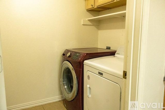 1613 Apollo CIR, Round Rock, TX 78664