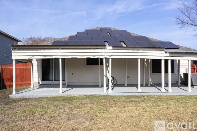 1613 Apollo CIR, Round Rock, TX 78664