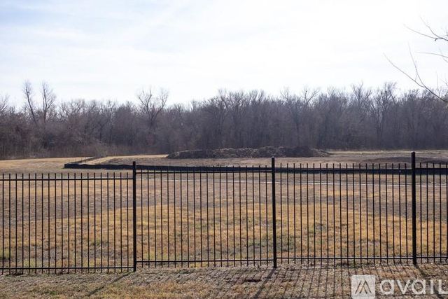 1613 Apollo CIR, Round Rock, TX 78664