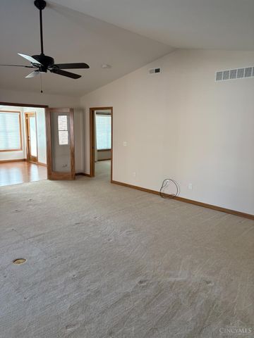 2232 Mossy Grove, Hamilton, OH 45013