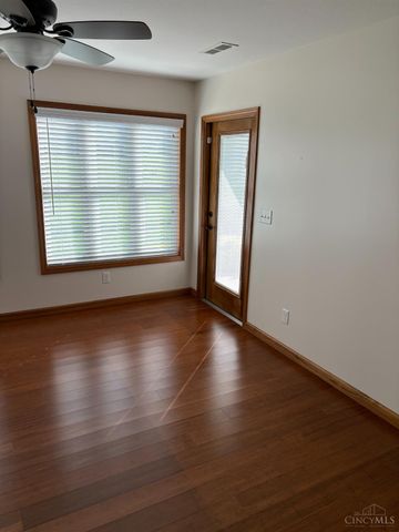 2232 Mossy Grove, Hamilton, OH 45013