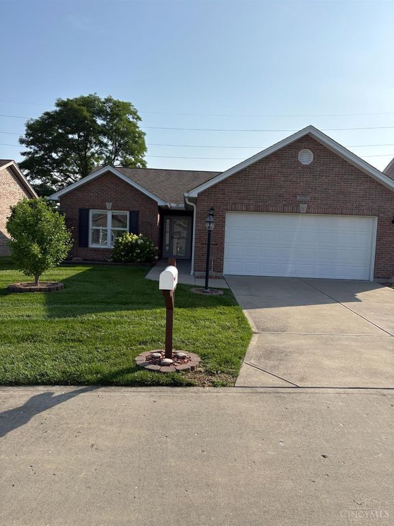 2232 Mossy Grove, Hamilton, OH 45013