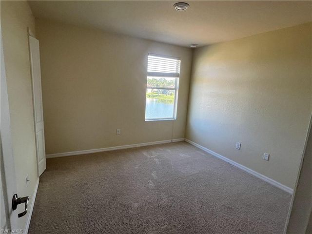 3576 Valle Santa CIR, Cape Coral, FL 33909