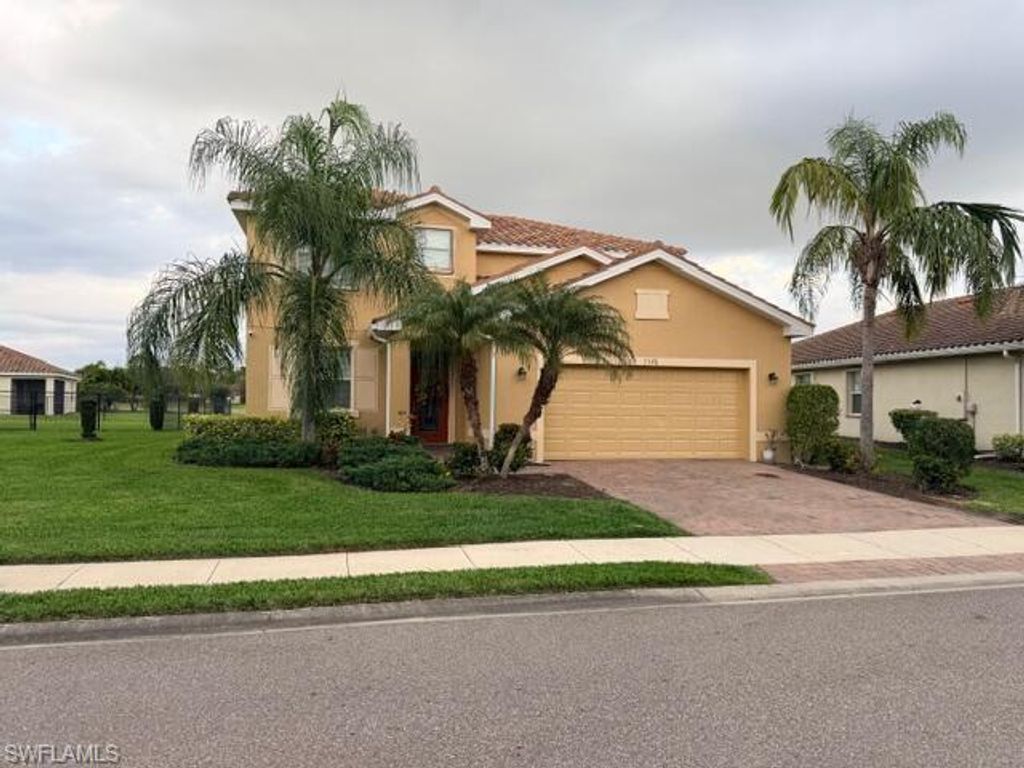 3576 Valle Santa CIR, Cape Coral, FL 33909