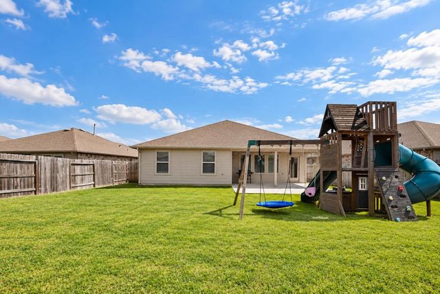15303 Dinnet Berm Drive, Humble, TX 77346