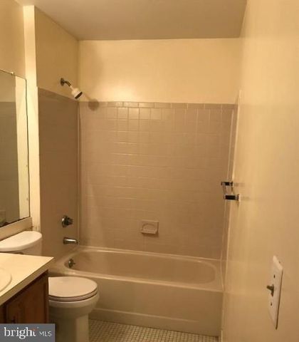 1105 ASPEN DR, Plainsboro, NJ 08536