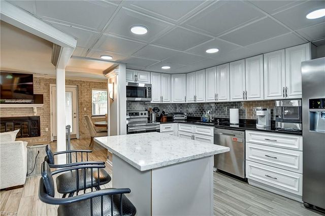 4542 Good Adams LN, Virginia Beach, VA 23455