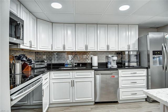 4542 Good Adams LN, Virginia Beach, VA 23455