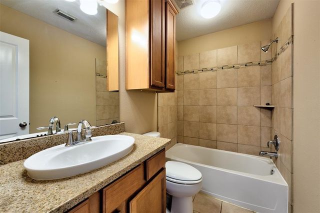 14426 Castlemaine Court, Sugar Land, TX 77498