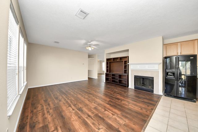 5519 Gatesprings Lane, Sugar Land, TX 77479