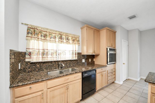 5519 Gatesprings Lane, Sugar Land, TX 77479