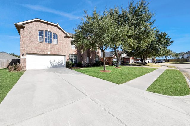 5519 Gatesprings Lane, Sugar Land, TX 77479