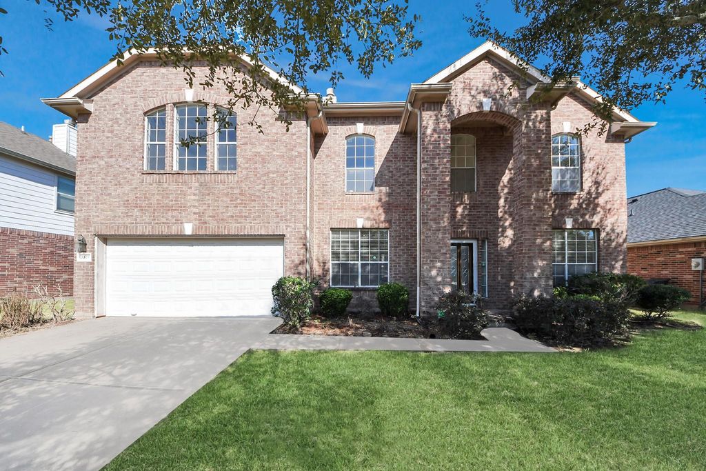 5519 Gatesprings Lane, Sugar Land, TX 77479