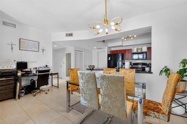 7266 SW 88th St A403, Miami, FL 33156