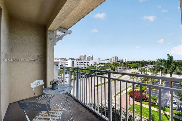 7266 SW 88th St A403, Miami, FL 33156