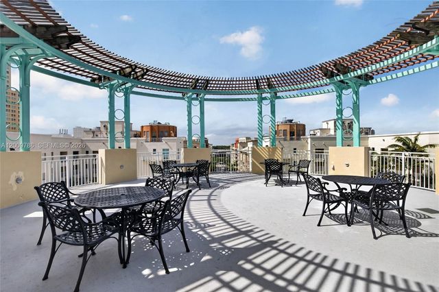 7266 SW 88th St A403, Miami, FL 33156