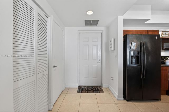 7266 SW 88th St A403, Miami, FL 33156