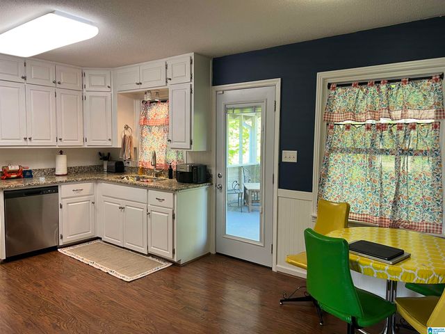 2021 EASTBROOK DRIVE, Trussville, AL 35173