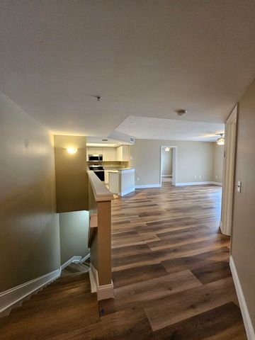 4187 N Haverhill Road 517, West Palm Beach, FL 33417