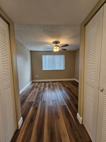 4187 N Haverhill Road 517, West Palm Beach, FL 33417