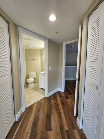 4187 N Haverhill Road 517, West Palm Beach, FL 33417