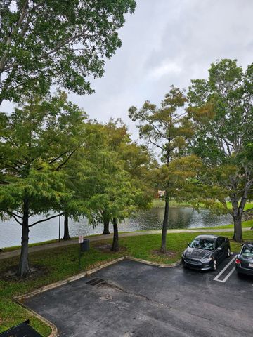 4187 N Haverhill Road 517, West Palm Beach, FL 33417