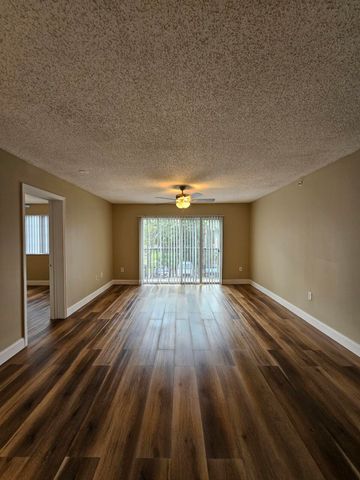 4187 N Haverhill Road 517, West Palm Beach, FL 33417