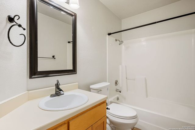 3618 Ridge Dawn St., San Antonio, TX 78247